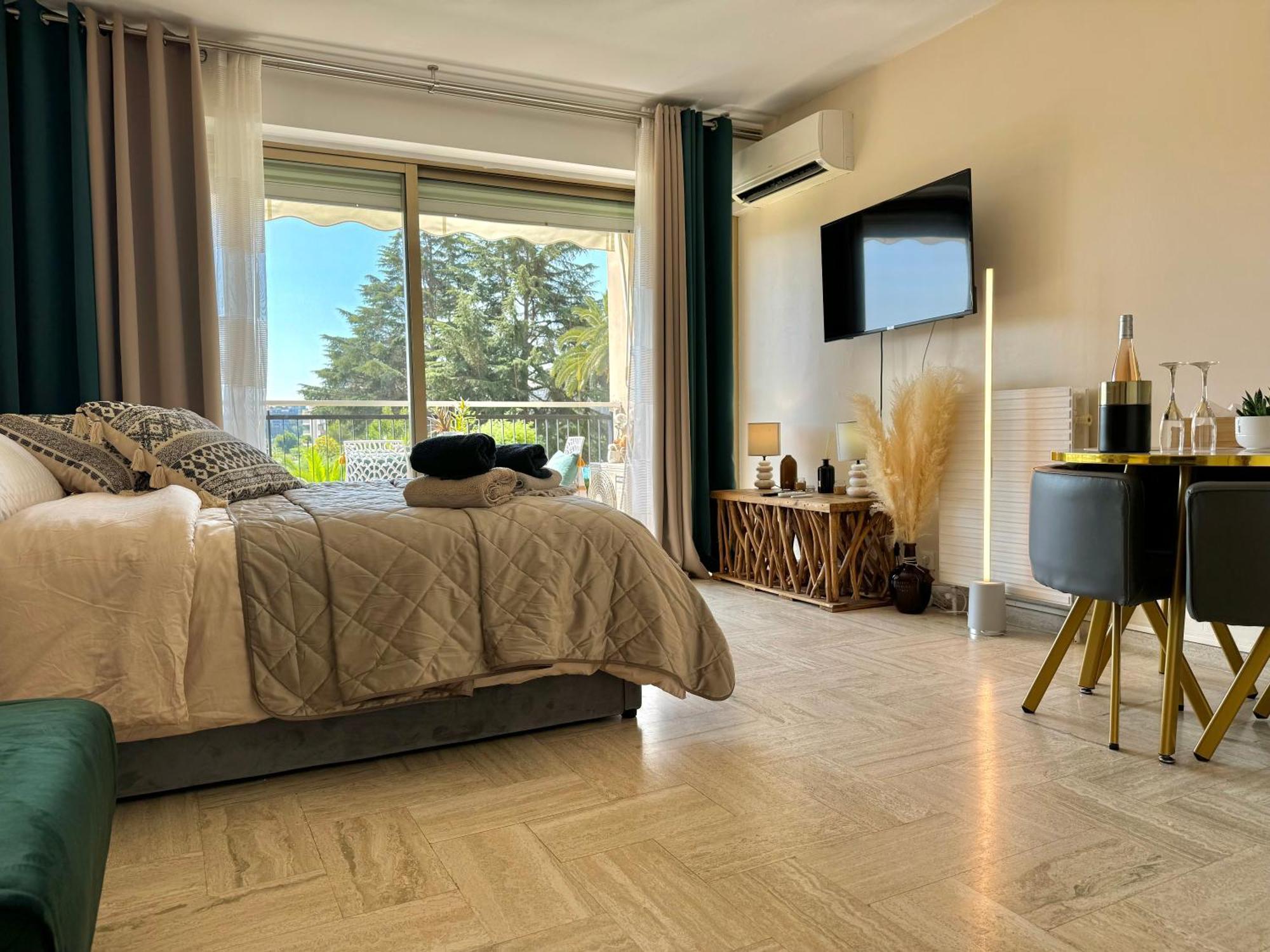 My Resid Appart Cannes Marina Vue Piscine Мандельё-ла-Напуль Экстерьер фото